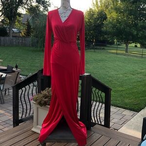SOLD!! NWT Red Donna Karan New York Sexy Long Sleeve Full Length Dress Gown  6